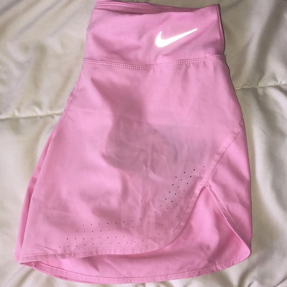 BNWT Pink Nike Flex Shorts